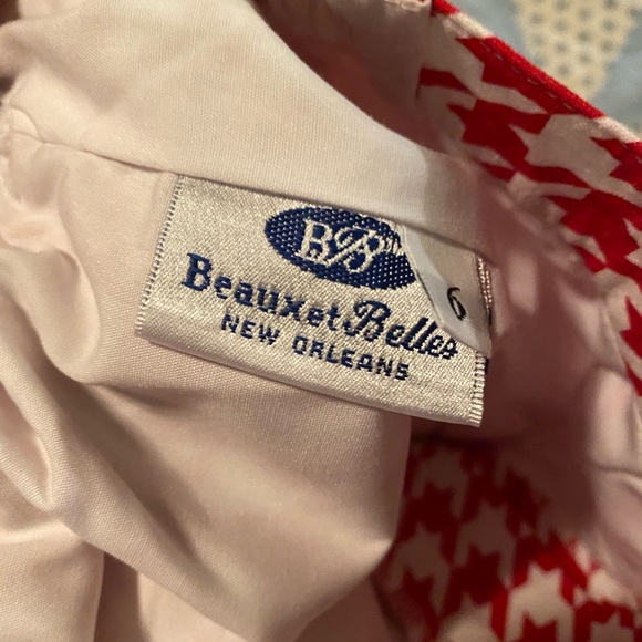 Cute, cute, cute! Red and green houndstooth - Picture 3 of 3